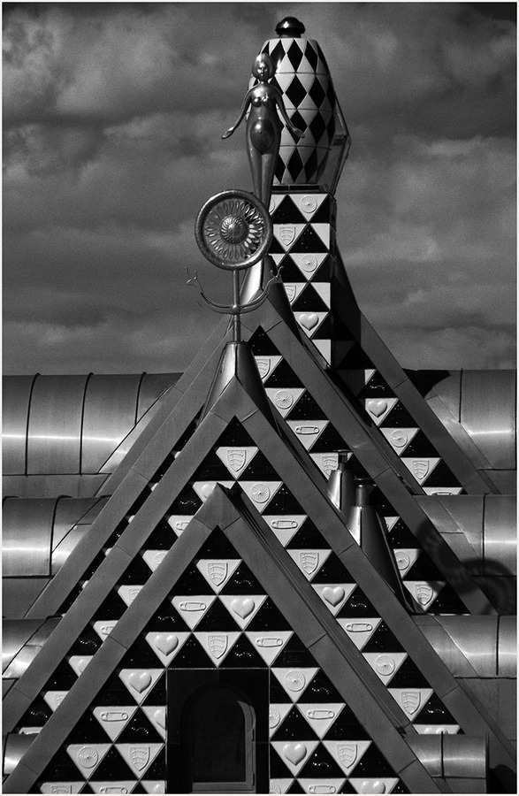 Metropolis - Graham Sharp